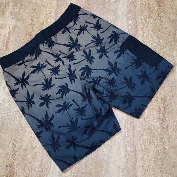 HANG TEN MENS BOARD SHORTS SIZE 36W - Picture 5 of 6